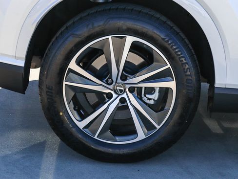 Certified 2025 Lexus RX 350 Premium w/ Accessory Package (Z1) FWD image 10