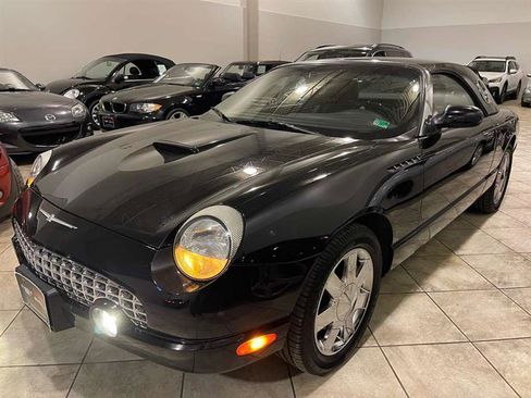 Used 2002 Ford Thunderbird image 26
