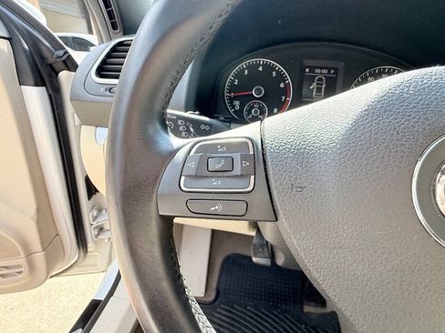 Used 2012 Volkswagen Eos Komfort FWD image 59