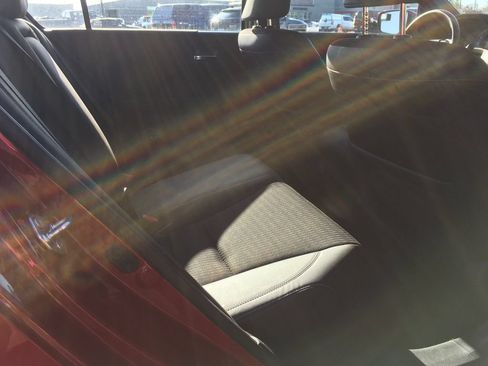 Used 2017 Honda Accord Sport image 8