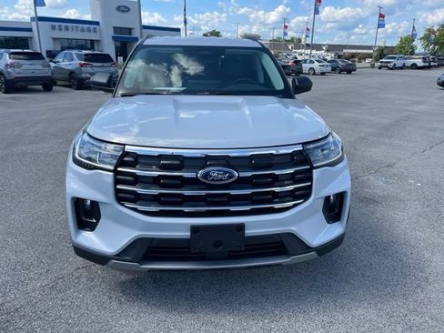 New 2026 Ford Explorer Active w/ Active Comfort Package AWD/4WD image 3