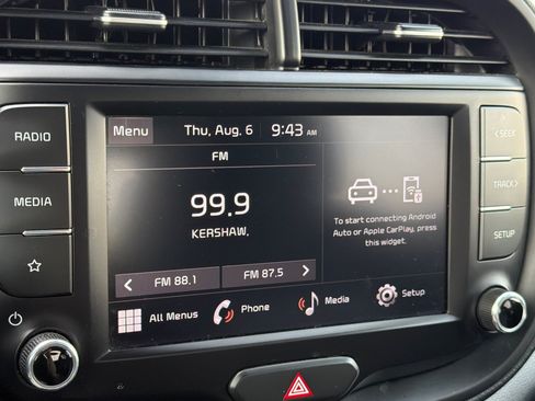 Used 2023 Kia Soul LX w/ LX Technology Package FWD image 15