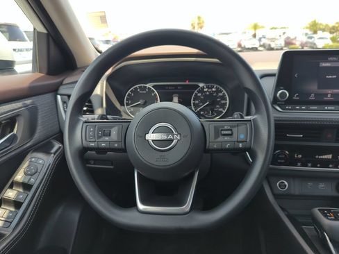 Certified 2023 Nissan Rogue SV AWD/4WD image 25