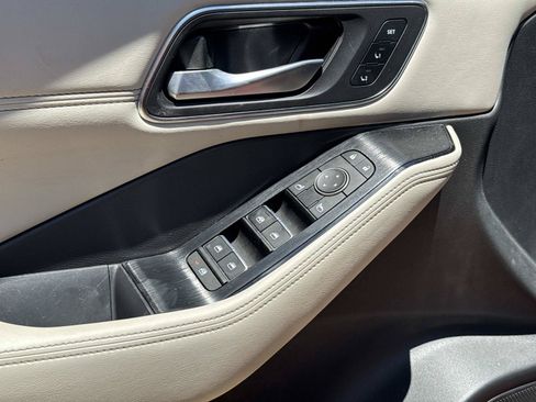 Used 2021 Nissan Rogue SL w/ Premium Package FWD image 11