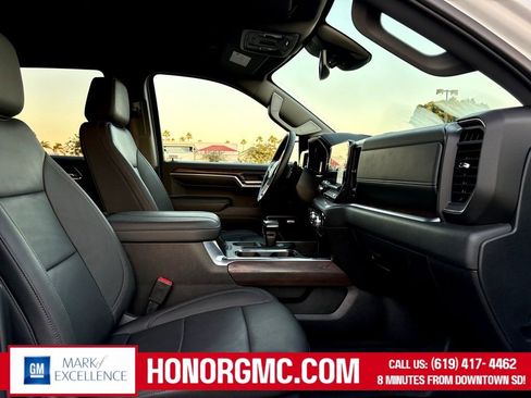 Used 2026 GMC Sierra 1500 SLT w/ SLT Premium Package AWD/4WD image 23