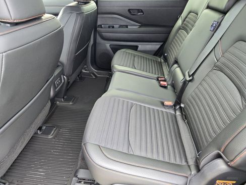 New 2026 Nissan Pathfinder Rock Creek AWD/4WD image 24