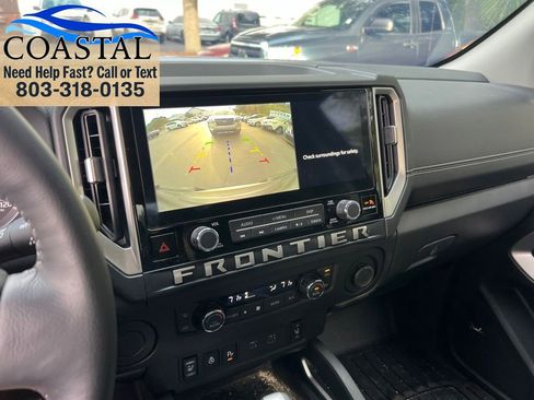 Used 2025 Nissan Frontier SV w/ SV Convenience Package RWD image 18