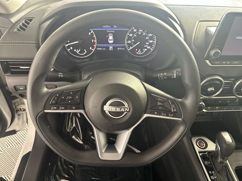 Certified 2024 Nissan Sentra SV FWD image 14