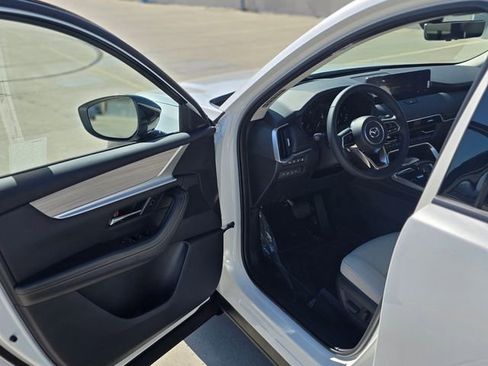 New 2026 MAZDA CX-90 Plug-In Hybrid w/Premium Sport AWD/4WD image 37