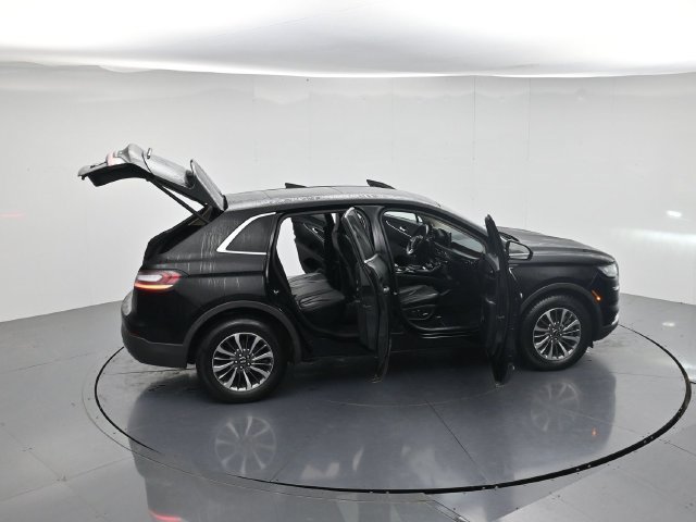 Used 2023 Lincoln Nautilus Reserve FWD image 41