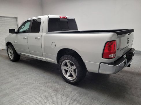 Used 2018 RAM 1500 Classic SLT AWD/4WD image 3