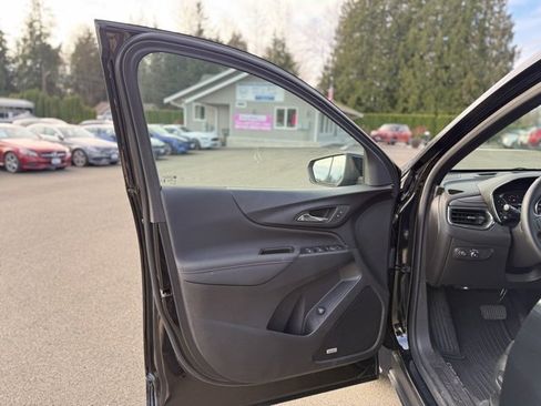 Used 2024 Chevrolet Equinox RS w/ RS Leather Package image 11