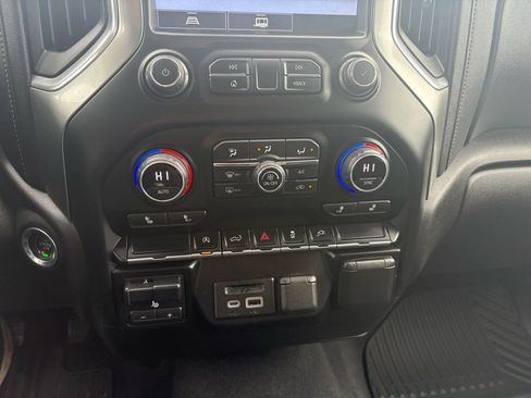 Used 2021 Chevrolet Silverado 1500 LT w/ All Star Edition Plus image 23