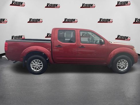Used 2018 Nissan Frontier SV image 4