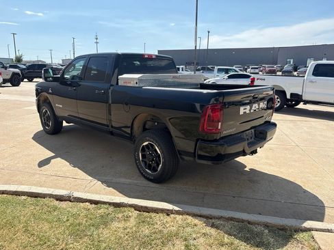 Used 2026 RAM 2500 Laramie AWD/4WD image 6