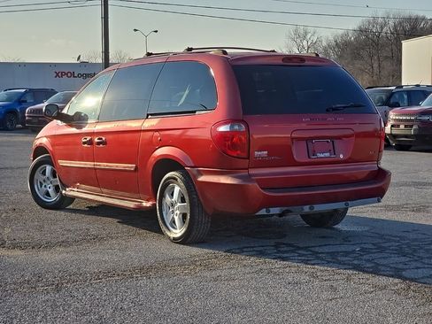 Used 2005 Dodge Grand Caravan SXT w/ Leather Interior Group image 5