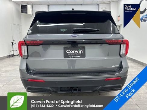 Certified 2025 Ford Explorer ST-Line w/ ST-Line Street Pack image 4