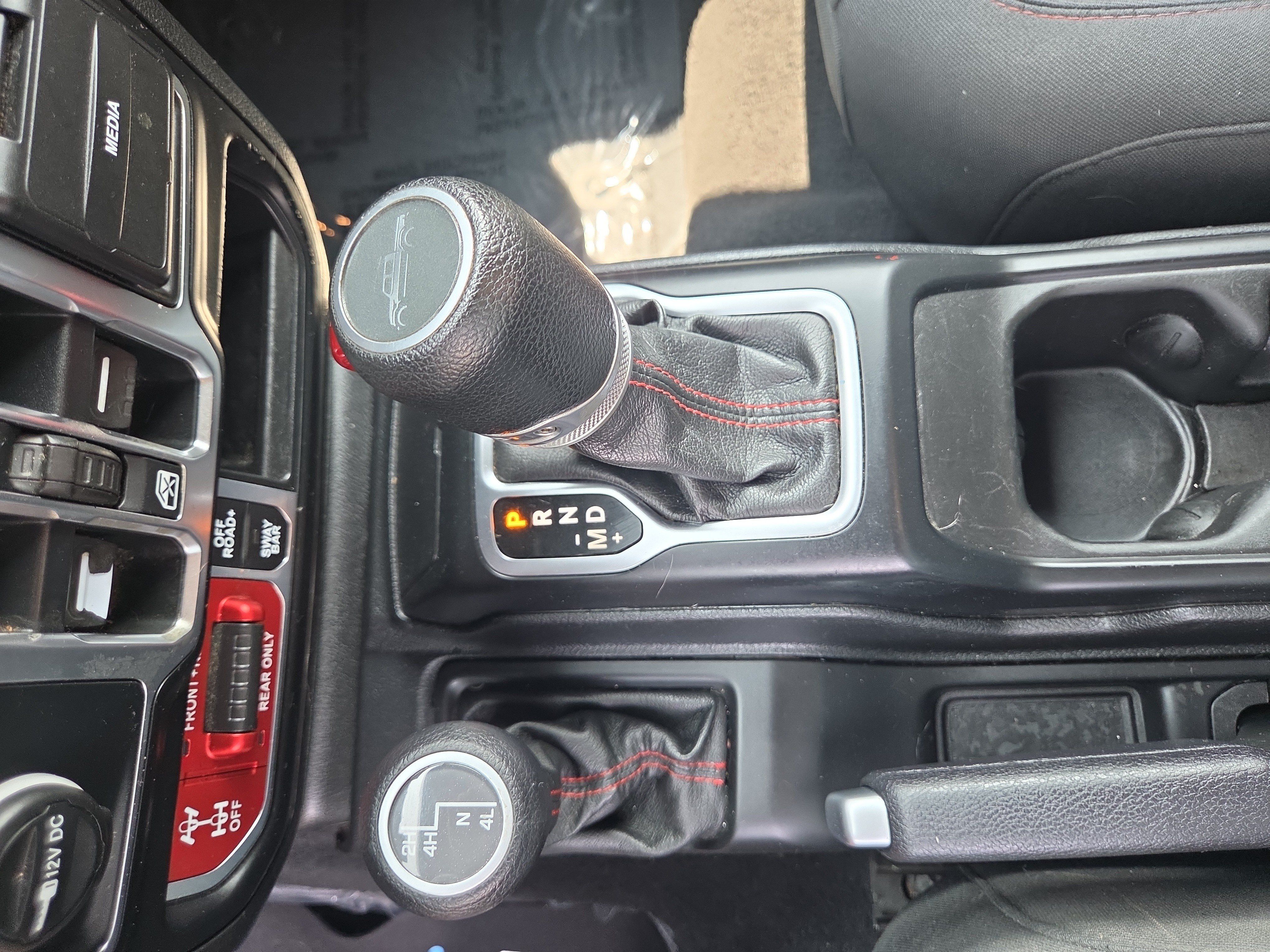 Used 2020 Jeep Gladiator Rubicon AWD/4WD image 7