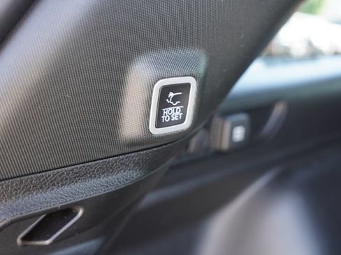 Used 2023 Jeep Grand Cherokee Altitude AWD/4WD image 22