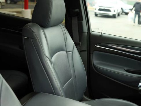 Used 2024 Buick Enclave Essence w/ Experience Buick Package image 64