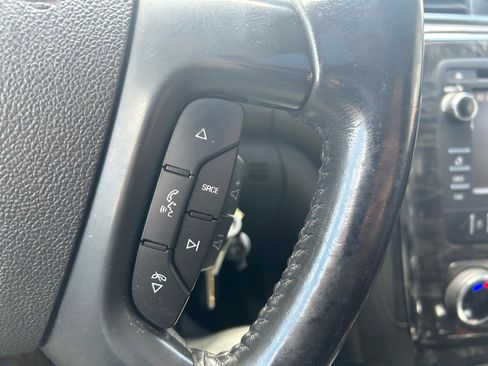 Used 2014 Buick Enclave Leather AWD/4WD image 21