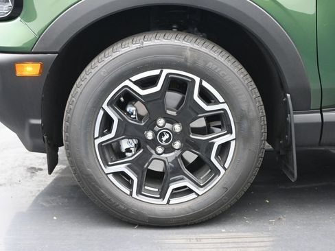 New 2025 Ford Bronco Sport Outer Banks w/ Outer Banks Tech Package+ AWD/4WD image 3