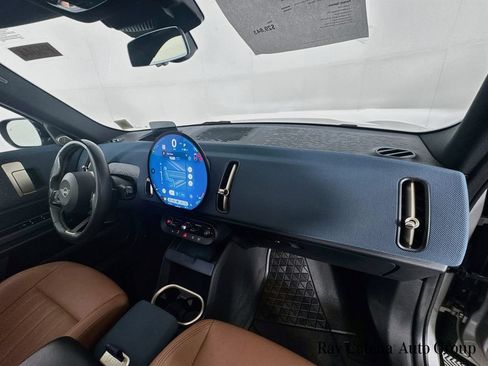 Certified 2025 MINI Cooper Countryman S AWD/4WD image 31