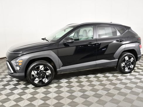 Used 2025 Hyundai Kona SEL AWD/4WD image 9