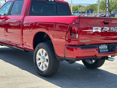 New 2026 RAM 2500 Laramie AWD/4WD image 5