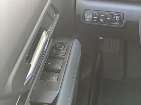 New 2026 GMC Terrain AT4 w/ Technology Package II image 22