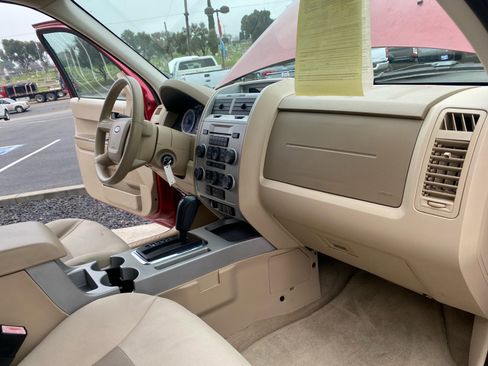 Used 2008 Ford Escape XLT image 34