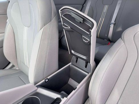 New 2026 Hyundai Elantra Sport FWD image 18