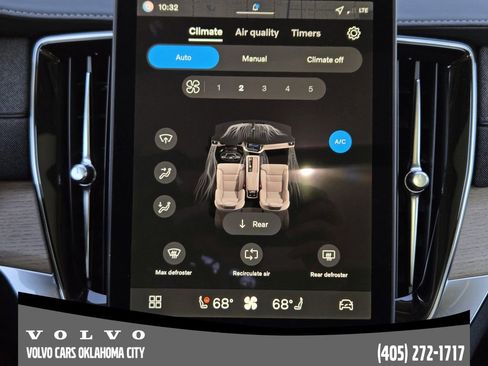 New 2026 Volvo XC90 B6 Plus w/ Protection Package Premier image 18