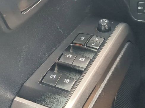 Used 2023 Toyota Tacoma SR5 image 23