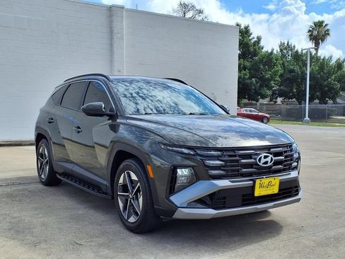 Used 2025 Hyundai Tucson SEL FWD image 20