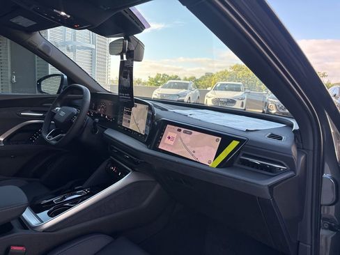 New 2026 Audi SQ5 Premium Plus image 15