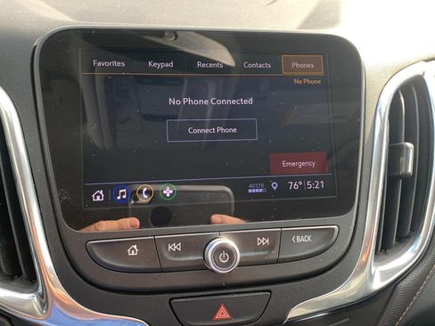 Used 2019 Chevrolet Equinox Premier FWD image 12