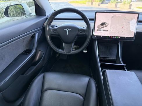Used 2018 Tesla Model 3 Long Range RWD image 25