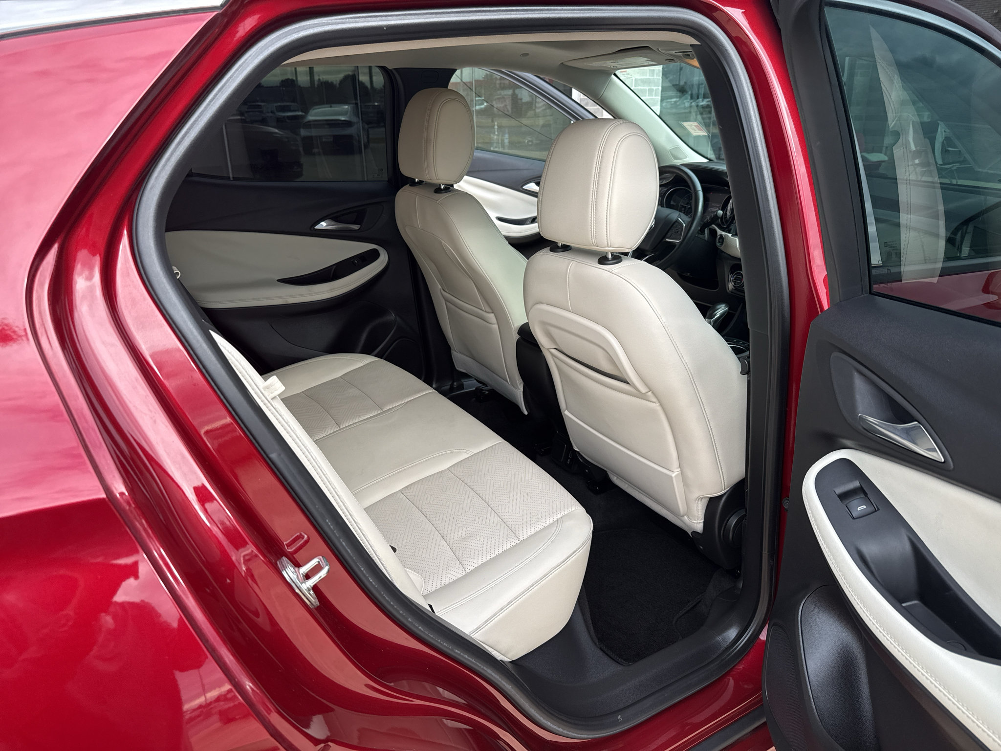 Used 2022 Buick Encore GX Essence w/ Advanced Technology Package FWD image 25