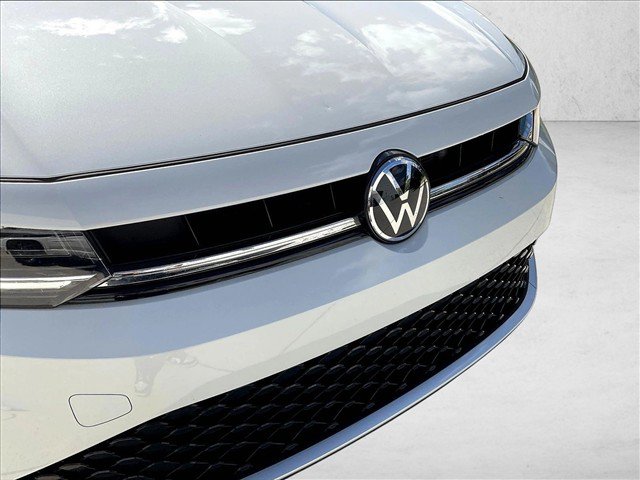 Used 2025 Volkswagen Jetta SE FWD image 29