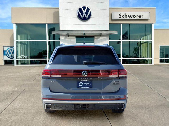Certified 2024 Volkswagen Atlas Peak Edition SE AWD/4WD image 7