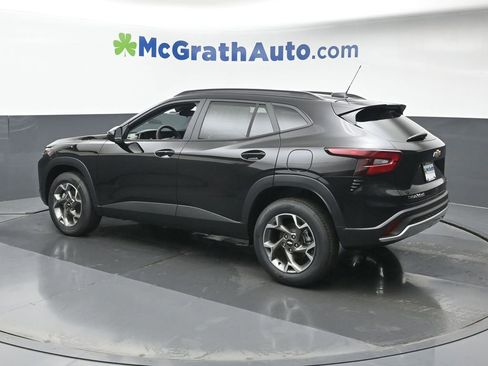 New 2026 Chevrolet Trax LT w/ Driver Confidence Package image 22