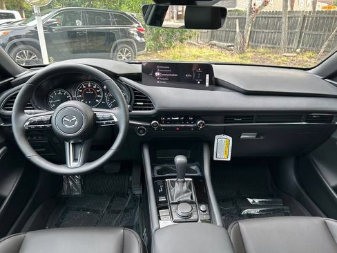 New 2026 MAZDA MAZDA3 Hatchback w/Premium Plus Pkg AWD/4WD image 25