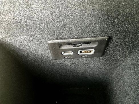 Used 2023 Cadillac XT5 Premium Luxury image 26