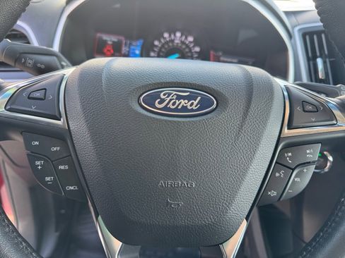 Used 2019 Ford Edge SEL w/ Equipment Group 201A image 37