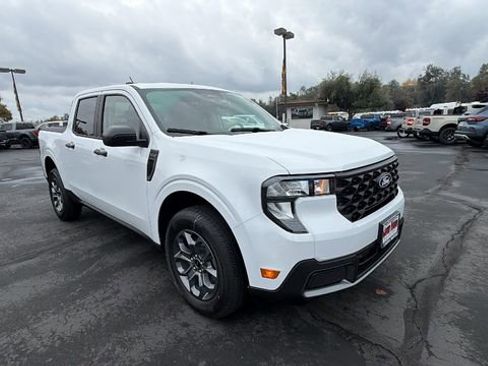 New 2025 Ford Maverick XLT image 2