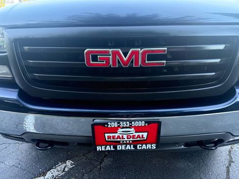 Used 2004 GMC Yukon SLT w/ 1SD Preferred Equipment Group image 35