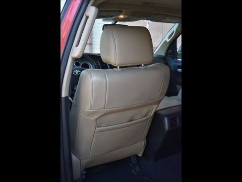 Used 2013 Toyota Tundra Limited image 19