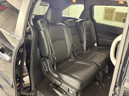 Used 2022 Honda Odyssey Touring image 37