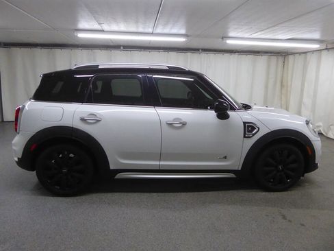 Used 2017 MINI Cooper Countryman S image 8